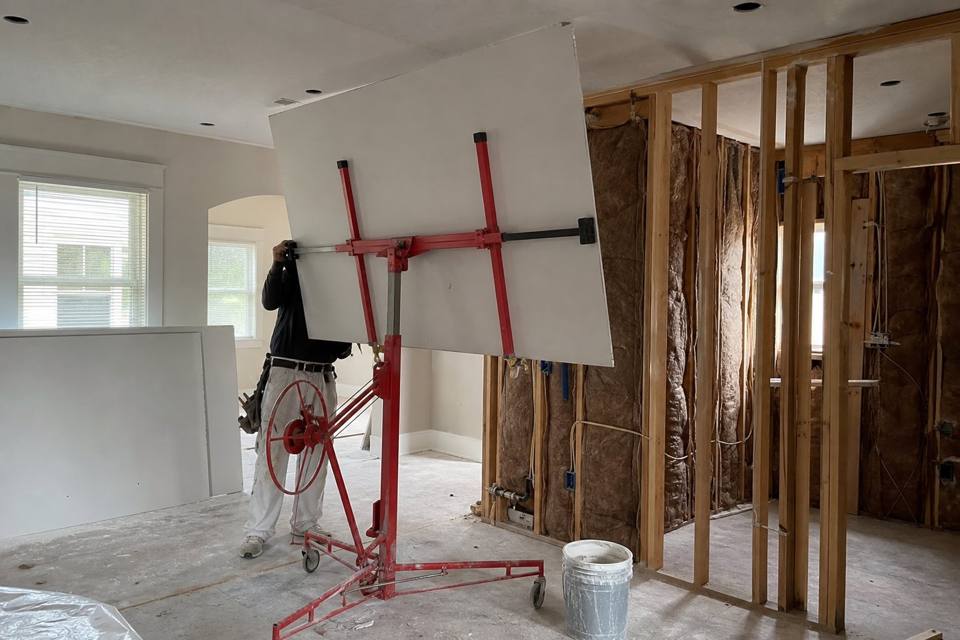 Drywall installation in a Florida home remodel for Orlando drywall projects
